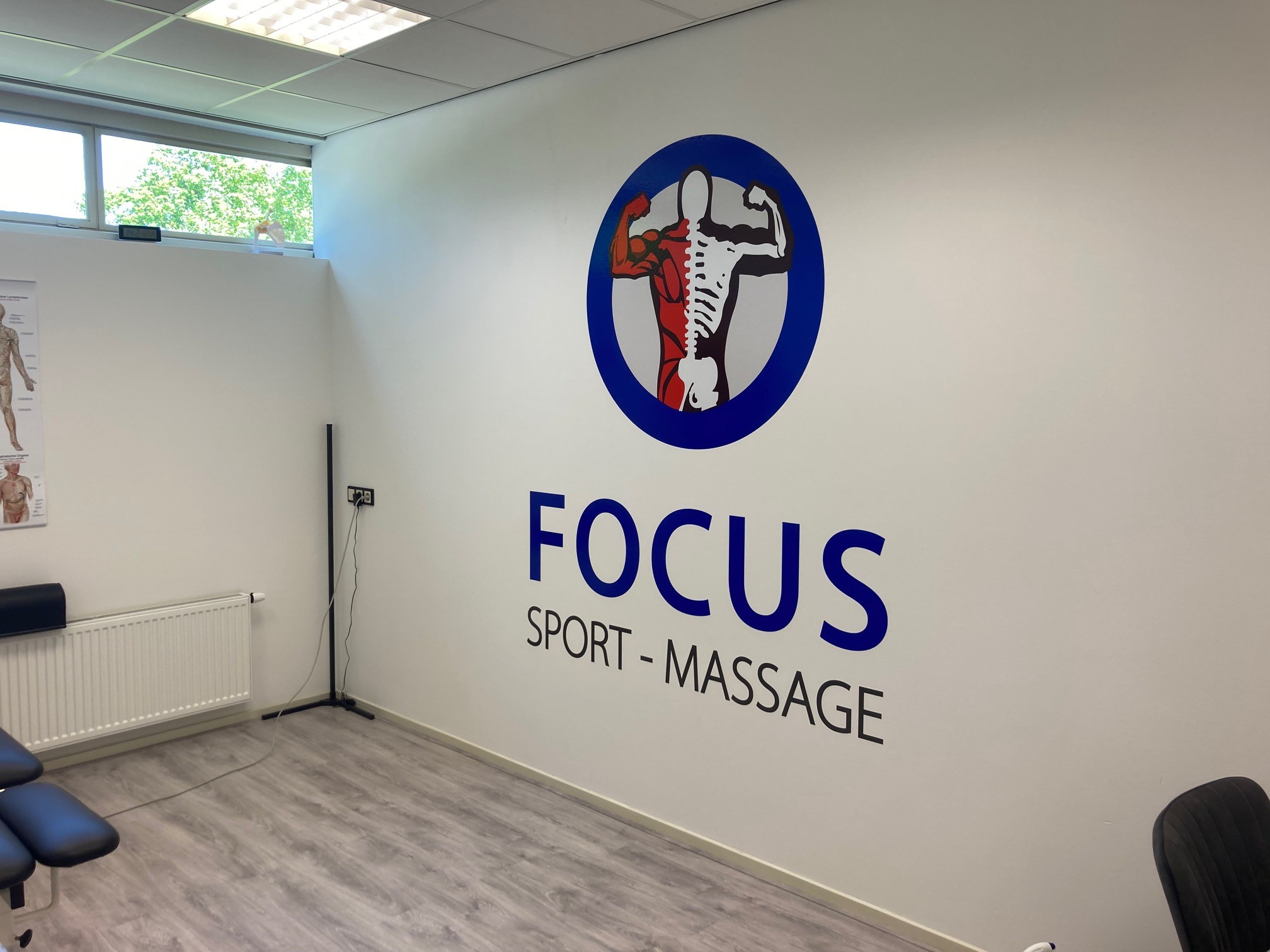 Muurlogo focus